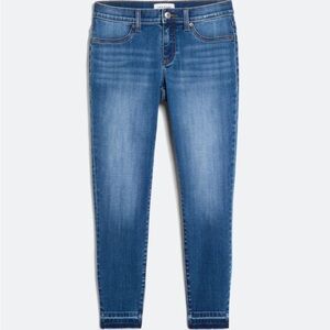 [Lila Ryan] Lionel Released Hem Skinny Jean